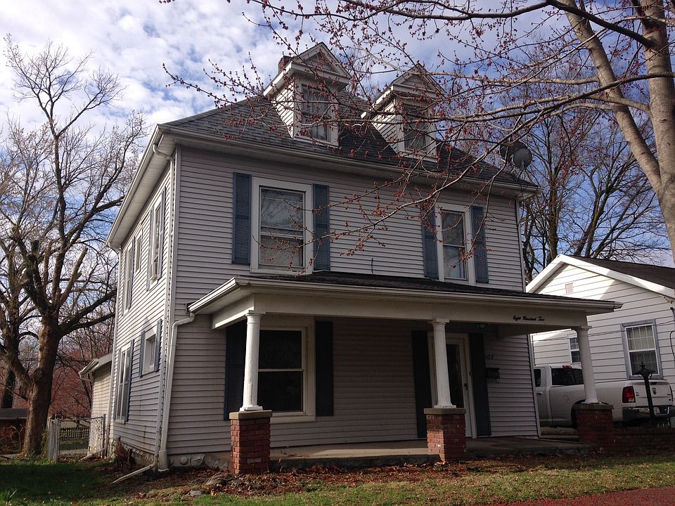 1st image of 802 E College Ave