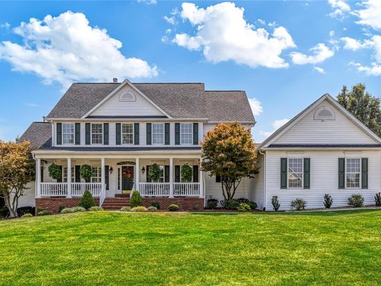 5361 Tower Hill Ct, Weldon Spring, MO 63304