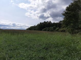 1 Fox Bluff Dr, Monterey, TN 38574