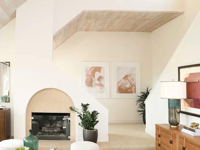 Promontory Point Apartment Homes — Photo 19