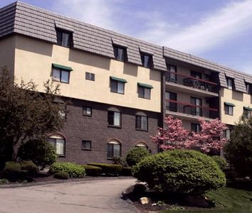 576 Washington St APT 405, Weymouth, MA, 02188