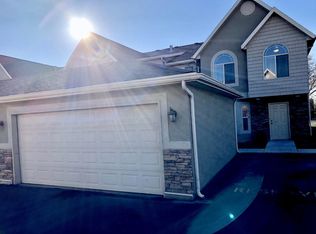 114 S Tamarak Cir, Lehi, UT 84043