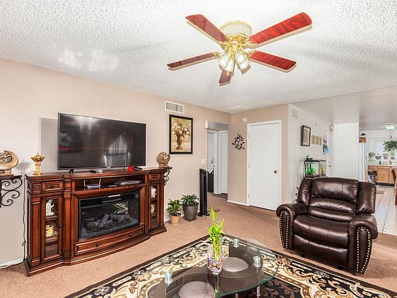 5th image of 6421 W Townley Ave