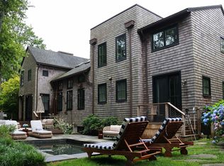 130 Carroll Ave, Newport, RI 02840