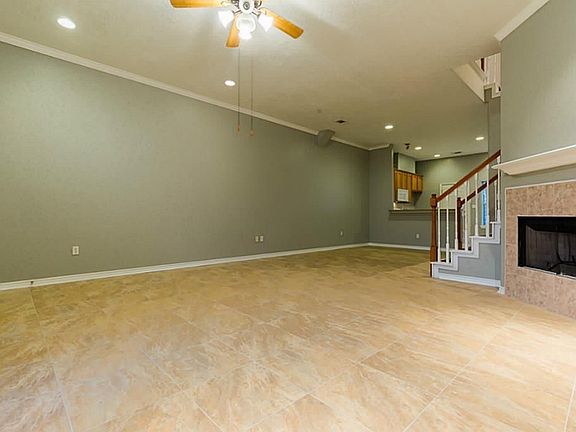 3rd image of 4221 Benard Ct