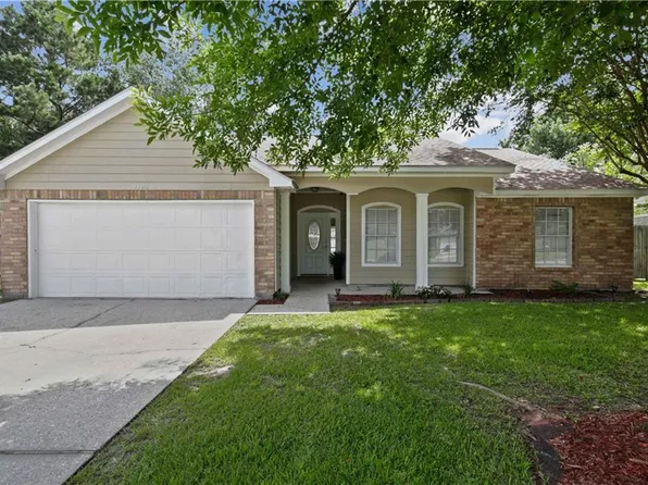 1105 Picadilly Cir, Slidell, LA 70461