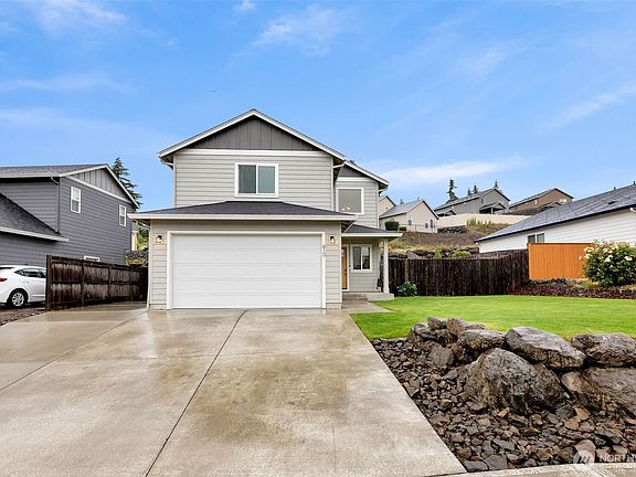 2nd image of 610 Stone View Way