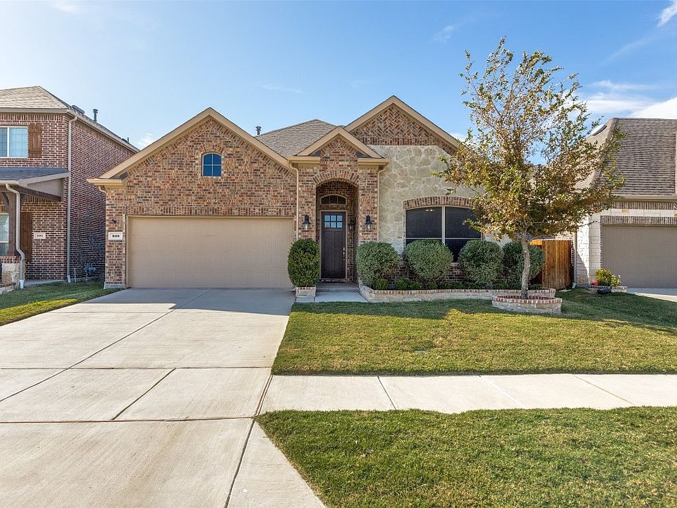 1st image of 505 Beeville Ct