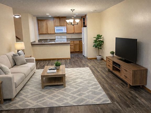 4th image of 10824 Kingsfield Ln #10824