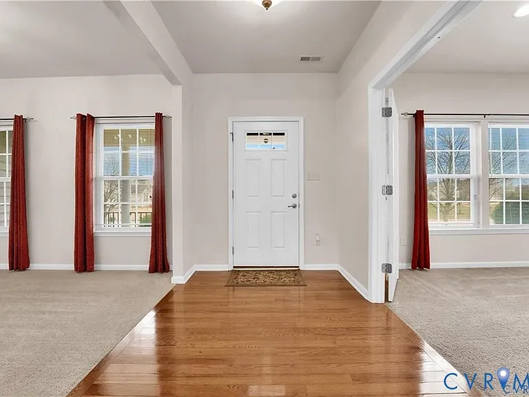 12206 Rotunda Ln — Photo 5
