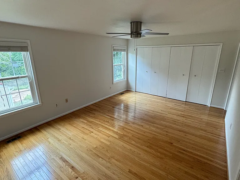 9591 Bronte Dr — Photo 40