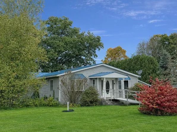 2849 Dartmouth College Highway, Haverhill, NH 03774