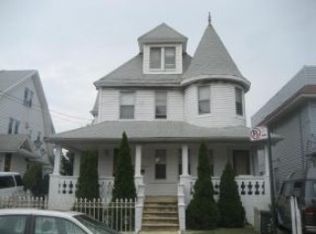 1223 E 39th St, Brooklyn, NY 11210