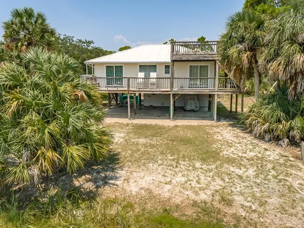 449 W Pine Ave, Eastpoint, FL 32328