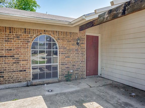 2nd image of 600 Billie Ruth Ln