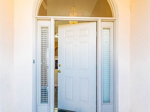 3rd image of 9599 Jourdan Dr