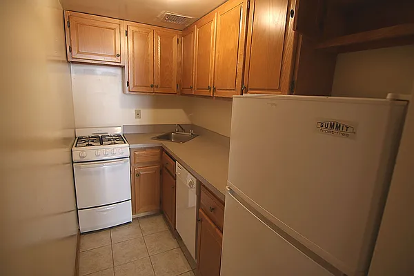 Rented by Guidance Realty Corp. | media 11