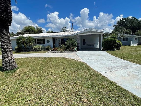 3rd image of 609 Shamrock Blvd