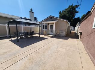 8522 Hillrose St, Sunland, CA 91040