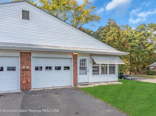 142 Azalea Dr #B, Manchester Township, NJ 08759