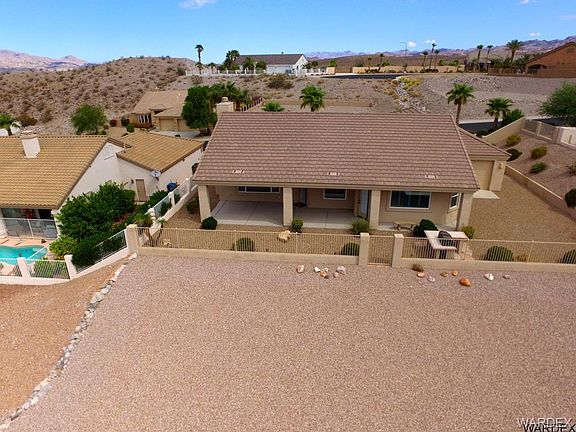 2nd image of 2900 Desert Heights Dr