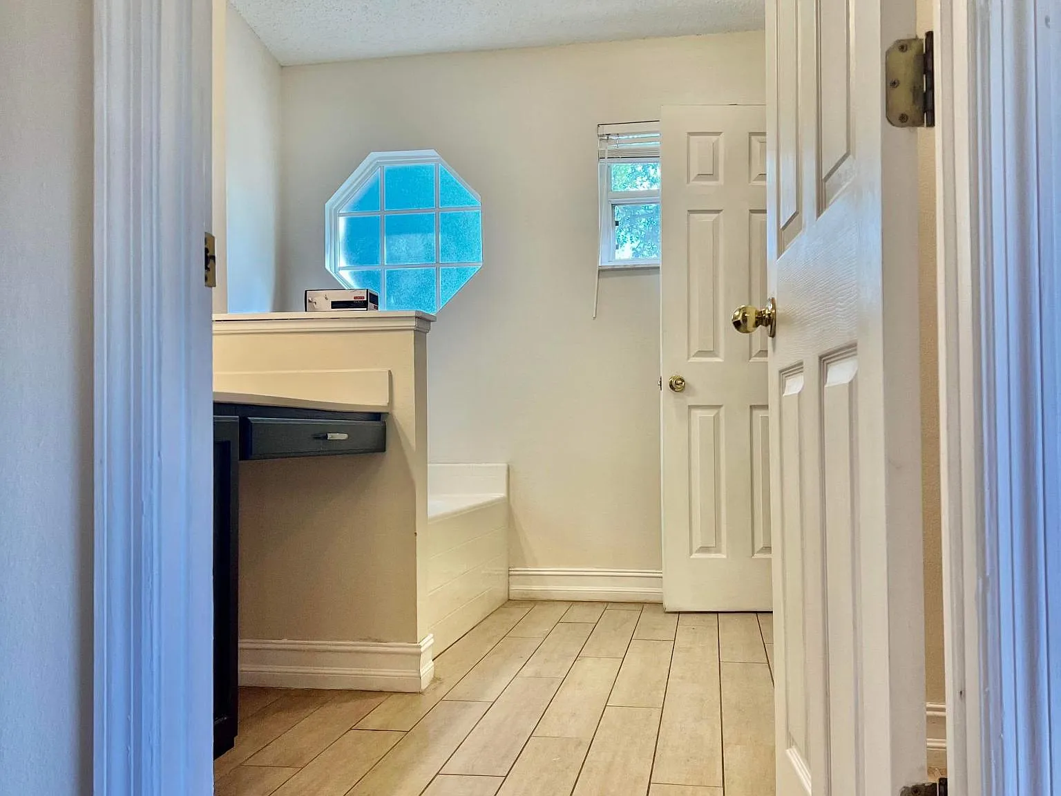 1612 Muir Cir — Photo 3