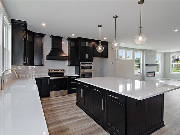 5th image of 254 Meridian Way #9-505