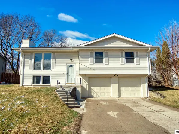 2212 N 143rd Ave, Omaha, NE 68164