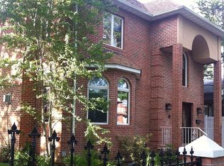 20703 43rd Ave, Bayside, NY 11361