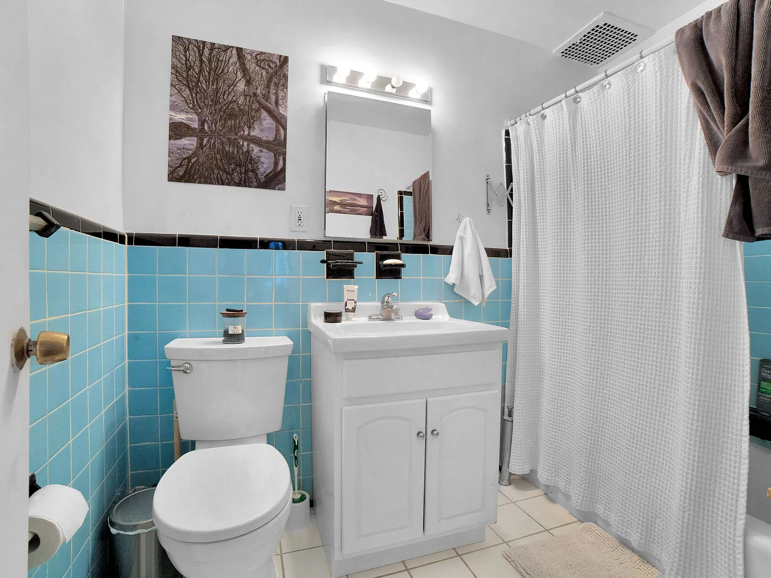 538 East 85th Street — Photo 4