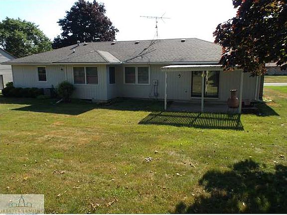 3rd image of 2211 Rockdale Ave