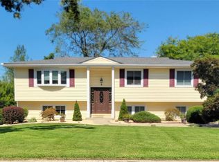 6 Greenwood Dr, Goshen, NY 10924