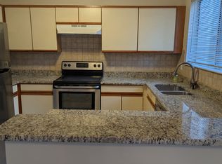 1500 Summerchase Ct #C, Reston, VA 20194