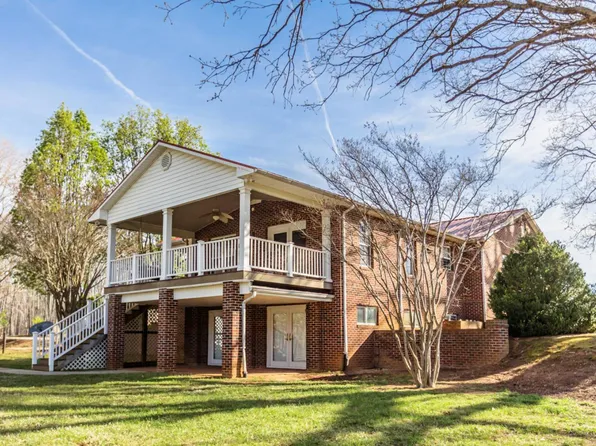 1783 Prince Edward Hwy, Pamplin, VA 23958