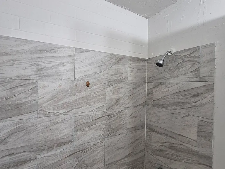 2053 N Alvernon Way #9 — Photo 6