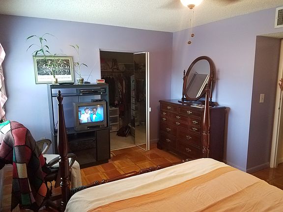 3rd image of 8345 N Missionwood Cir #B-27