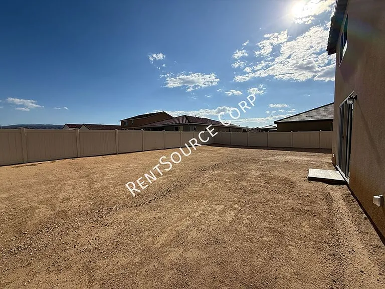 6030 W Avenue J9 — Photo 33