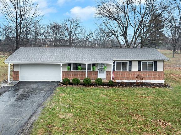 2nd image of 23 Covert Ln