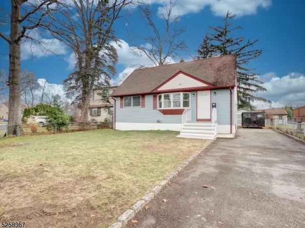 47 Riverview Cir, Little Falls Twp., NJ 07424