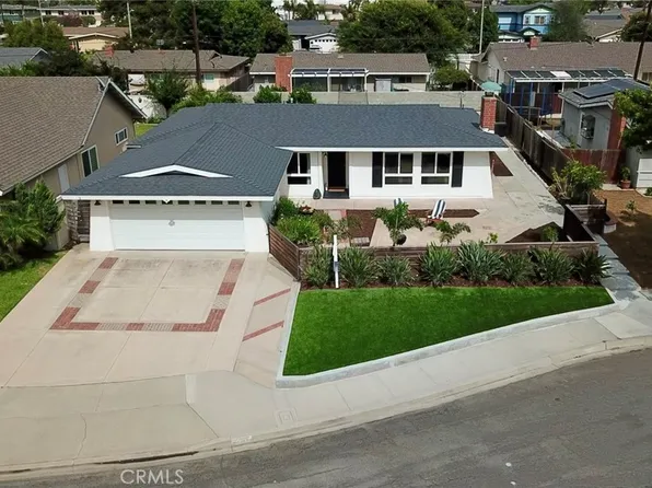 2976 Teakwood Pl, Costa Mesa, CA 92626