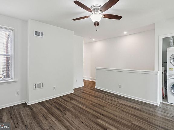 5th image of 2654 Tulip St #2