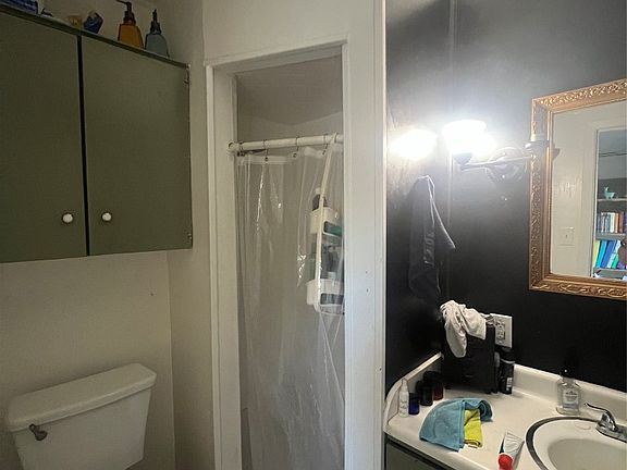4th image of 5202 Beechmoor Dr #5202