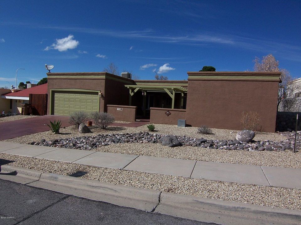 1st image of 713 Stagecoach Dr