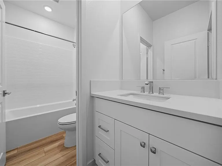 3rd floor bedroom-1 bathroom