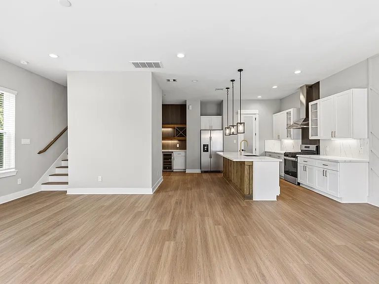 719 Thornton Rd #D — Photo 19