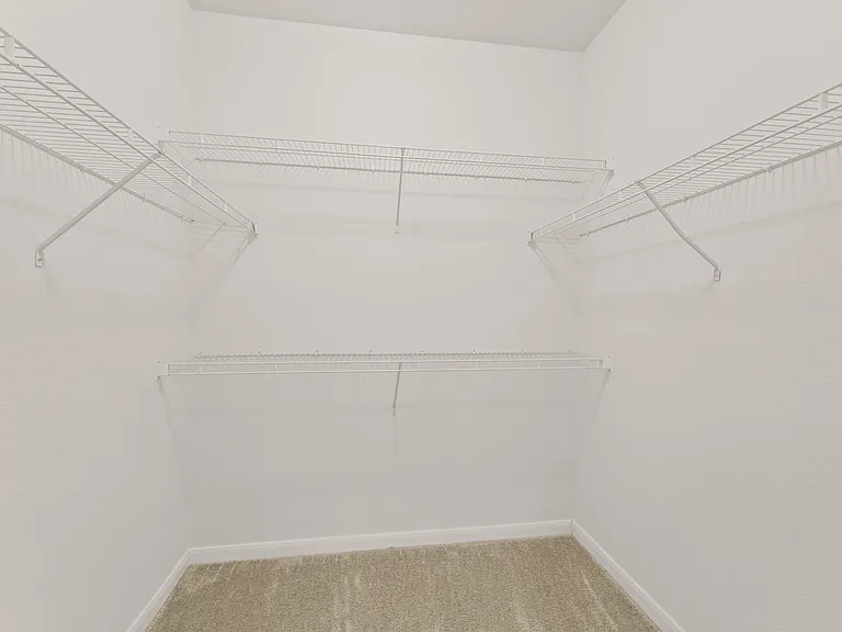 Legacy Flats — Photo 25