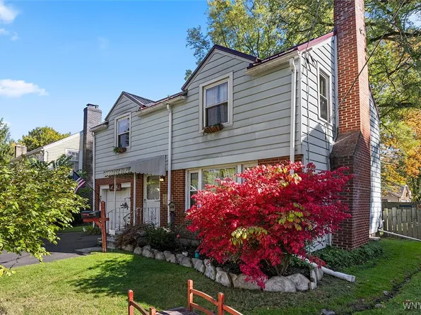 121 Martha Pl, Hamburg, NY 14075