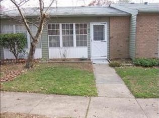 419 Weymouth Ct UNIT B, Ridge, NY 11961