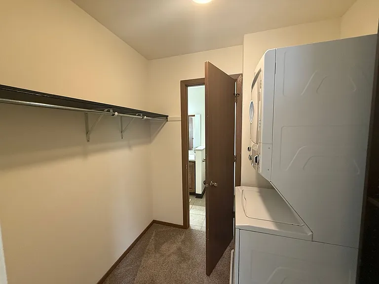 High Point Commons Apartments — Photo 59