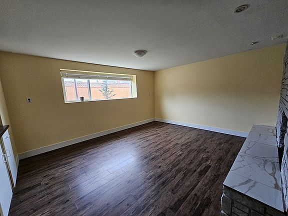 4th image of 8211 Dogwood St